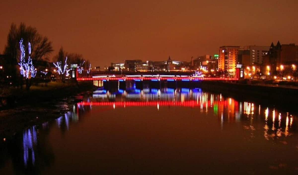 Glasgow City Centre G1 Penthouse With Riverviews - Duplex Exterior foto